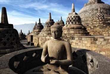 pengaruh kebudayaan hindu buddha dalam bidang pemerintahan